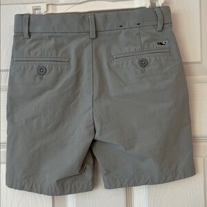 Vineyard Vines Boys 6 Gray Performance Shorts
